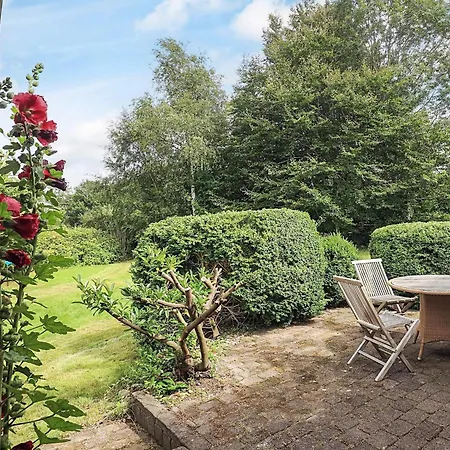 6 Person In Semesterbostad *